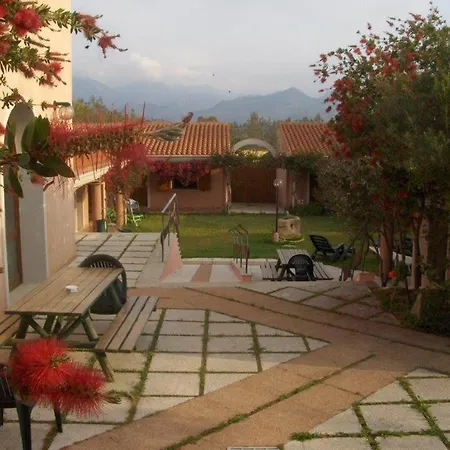 Sant'efisio Hotell 3*