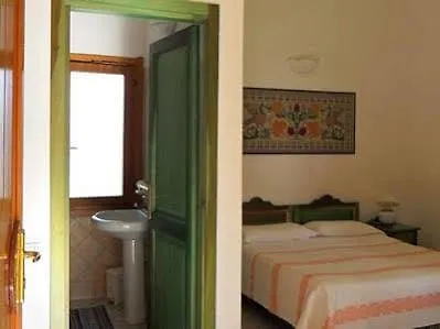 Szálloda Sant'efisio 3*