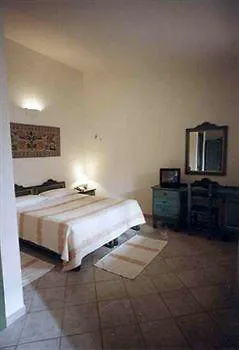 Sant'efisio Лотцораи