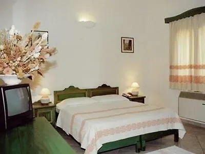 Sant'efisio Hotel