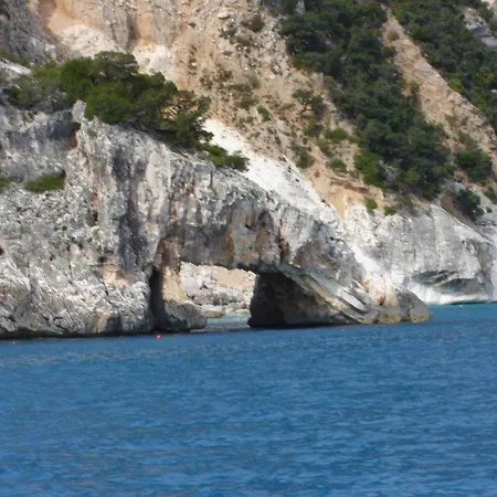 Sant'efisio Hotell 3*