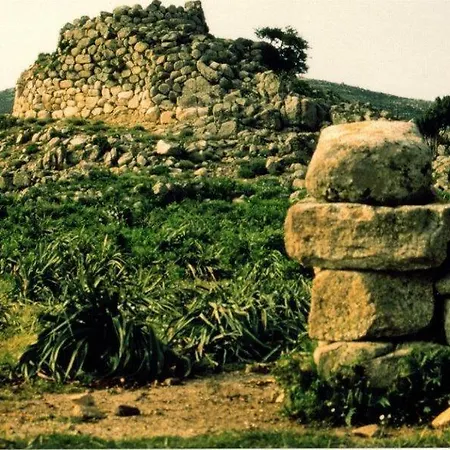Отель Sant'efisio 3*