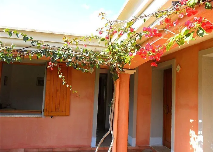 Sant'efisio Hotel 3*