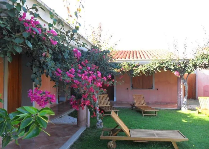 Sant'efisio Hotel 3*